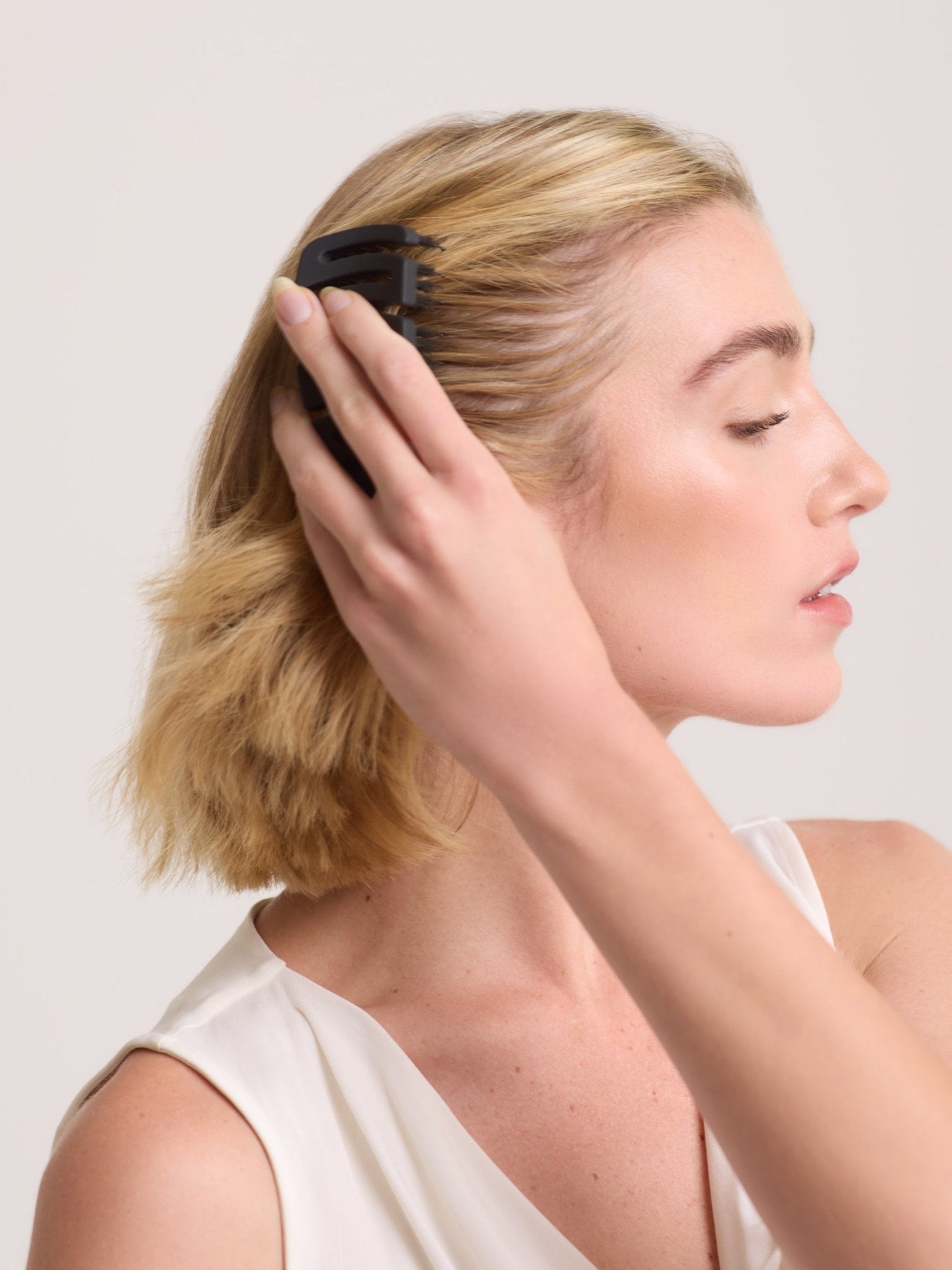 Pocket Hair Brush Mini Mane - Shopbeautytools